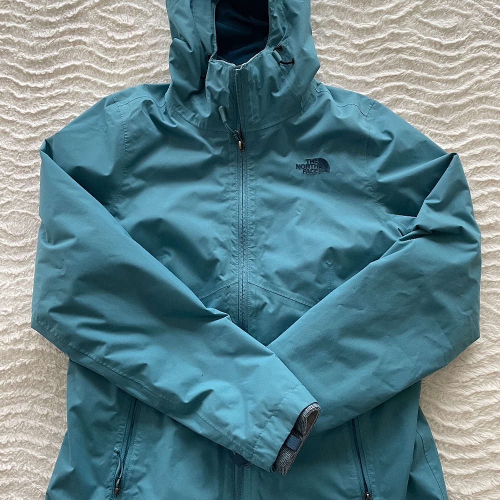 Blue North Face Ski Jacket  size small/petite